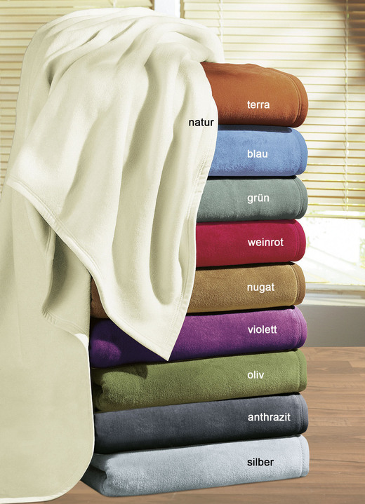 Wohndecken - Hochwertige Schlafdecke, 2er-Set, mit Veloursband-Einfassung, von Borbo, in Farbe OLIV