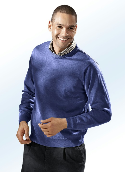 Uni - Pullover in 4 Farben mit rundem Halsausschnitt Uni - Pullover in 4 Farben mit rundem Halsausschnitt, in Größe 046 bis 062, in Farbe JEANSBLAU MELIERT