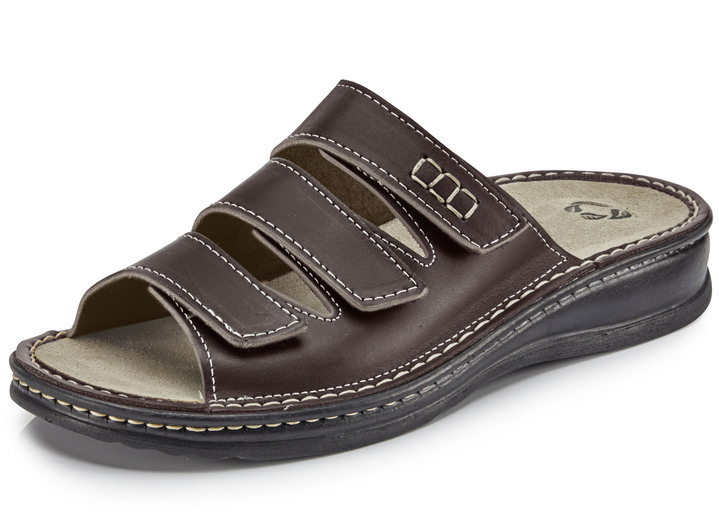 Sandalen & Pantoletten - Mubb, bequeme Herren-Pantoletten, Weite H, mit herausnehmbarem Fußbett Sandalen & Pantoletten - Mubb, bequeme Herren-Pantoletten, Weite H, mit herausnehmbarem Fußbett, in Größe 040 bis 046, in Farbe MOKKA