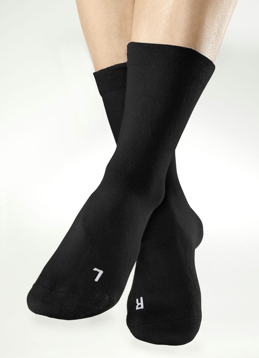 Strümpfe - Dreierpack Bequemsocken, in Größe Schuhgröße 35–37 bis Schuhgröße 47–49, in Farbe SCHWARZ, in Ausführung Weit: Fesselumfang von 23–27 cm Ansicht 1