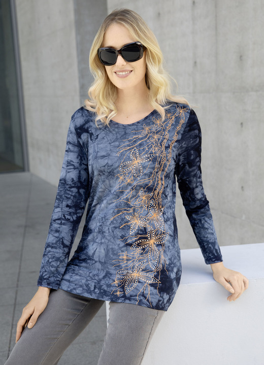 Shirts mit Strass - Interessantes Shirt in Batikoptik in 3 Farben Shirts mit Strass - Interessantes Shirt in Batikoptik in 3 Farben, in Größe 038 bis 054, in Farbe MARINE BATIK