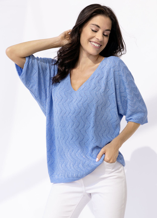 Basics - Pulli in sehr weicher Qualität, in Größe L(44/46) bis XS(32/34), in Farbe BLEU Ansicht 1