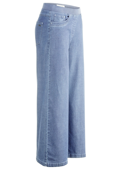 7/8-Hosen, Capris, Bermudas - Culotte in 5-Pocket-Form , in Größe 018 bis 052, in Farbe HELLBLAU Ansicht 1