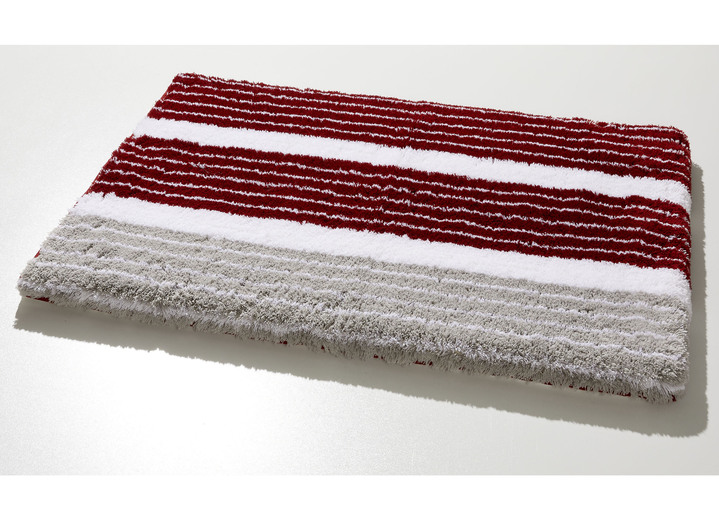 Badgarnituren - Badgarnitur in barfußweicher Qualität, in Größe 100 (Vorleger halbrund, 50/ 80 cm) bis 112 (WC-Deckelbezug, 47/ 50 cm), in Farbe ROT Ansicht 1