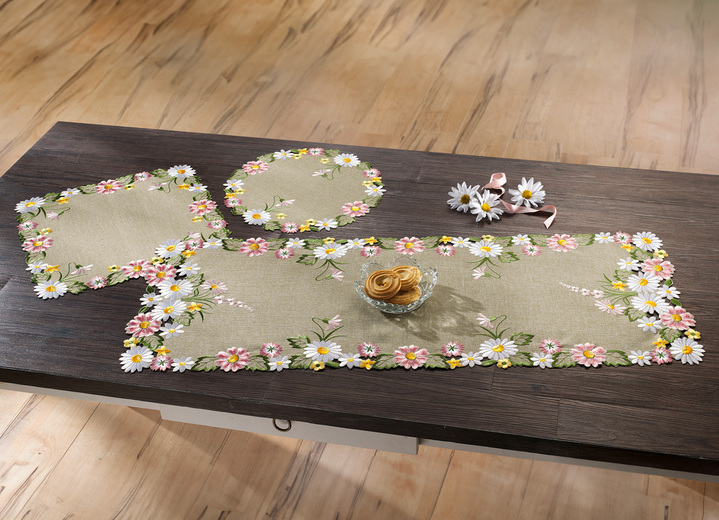 Tischdecken - Frühlingshafte Tisch- und Raumdekoration, in Größe 101 (Läufer, 40x100 cm) bis 404 (Kissenbezug, 40x 40 cm), in Farbe BUNT Ansicht 1