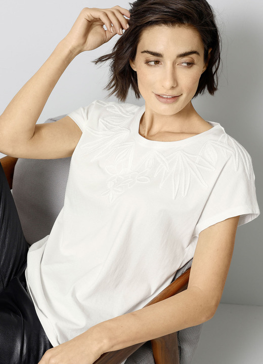 Kurzarm - Shirt mit schöner Stickerei, in Größe 038 bis 048, in Farbe ECRU Ansicht 1