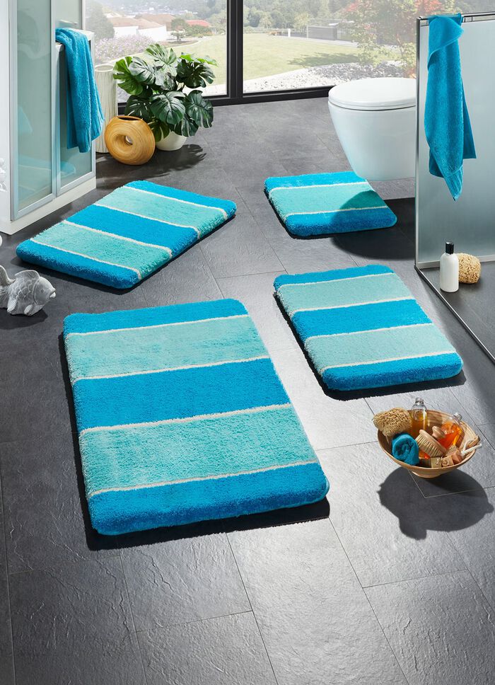 Badgarnitur mit rutschhemmender R&uuml;ckseite 