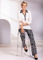 Hose in bequemer Weite 