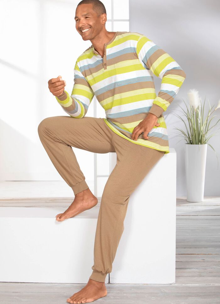 Schlafanzug mit Knopfleiste und B&uuml;ndchenabschl&uuml;ssen 