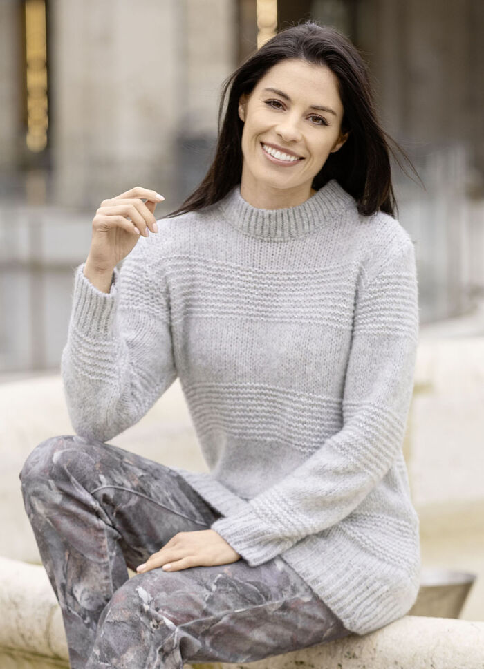 Longpullover mit zarter Paillettenzier