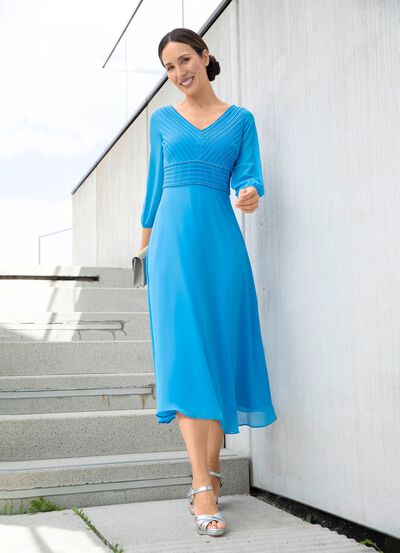 Kleid mit feinen Zierkugeln 