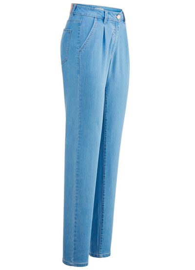 Jeans in Chino-Form 