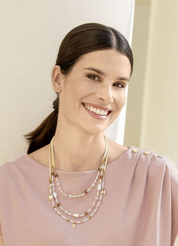 Mehrreihige Halskette mit S&uuml;&szlig;wasser-Zuchtperlen 