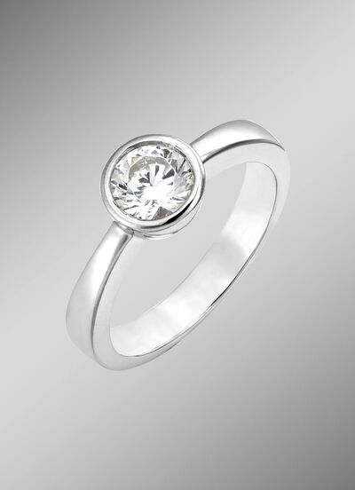 Zauberhafter Damenring mit synth. Zirkonia 