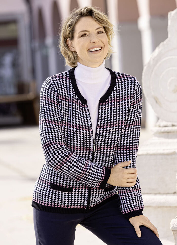 Strickjacke mit zartem Farbverlauf 