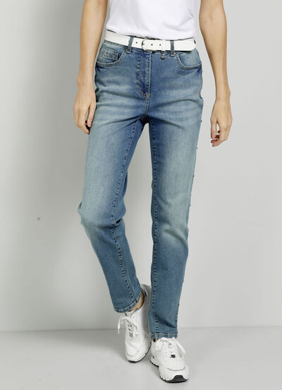 Jeans mit Nieten entlang der Seitennaht 