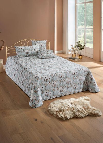 Tagesdecken mit Karosteppung und Kissenbez&uuml;ge 