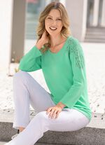 Pullover mit edler Spitze   