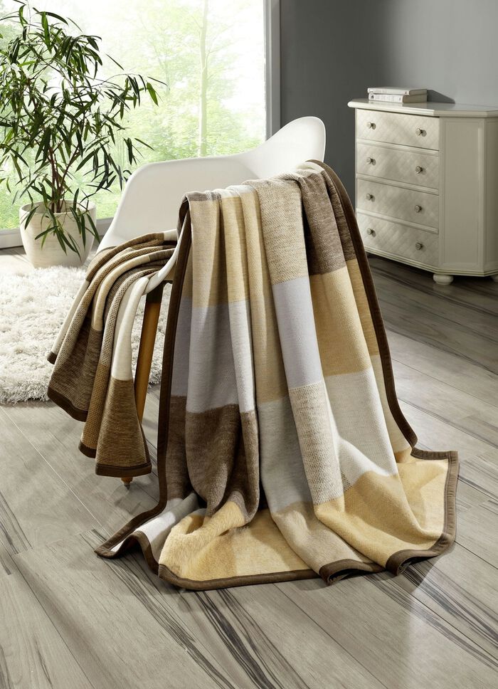 Kuschelweiche Schlafdecke BEIGE