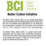 Shorty mit Knopfleiste und Brusttasche / nachhaltiger Baumwollanbau 