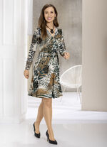 Kleid mit raffinierter Wickeloptik 