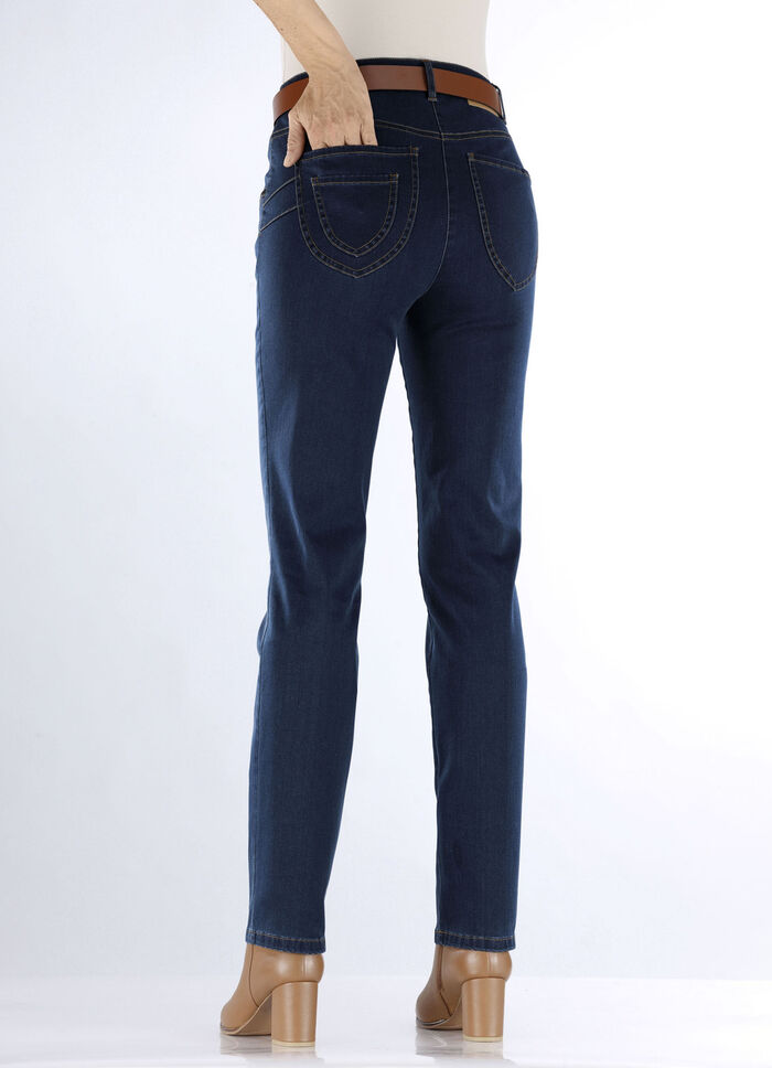 Jeans mit raffinierter Taschenlösung DUNKELBLAU