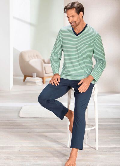 Schlafanzug mit V-Ausschnitt und offenen Abschl&uuml;ssen  