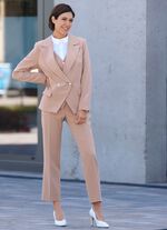 Hosenanzug mit doppelreihig geknöpftem Blazer 