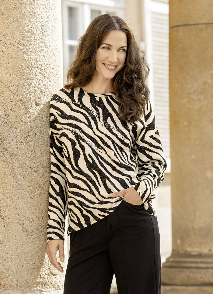Shirt mit Plättzchenzier im Vorderteil 