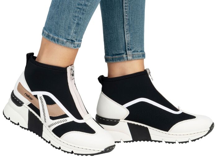 Rieker, stylische Damen-Boots, Weite G, mit herausnehmbarem Fu&szlig;bett CREME-SCHWARZ-BRAUN