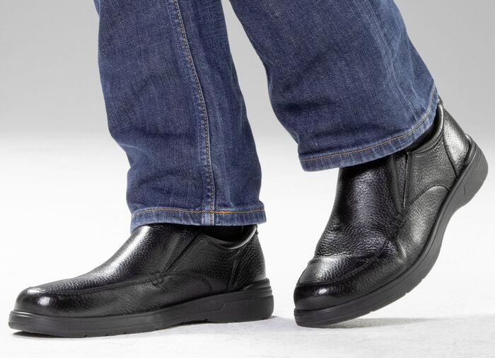 GINO GALANTE, klassische Herren-Slipper, aus Hirschleder SCHWARZ