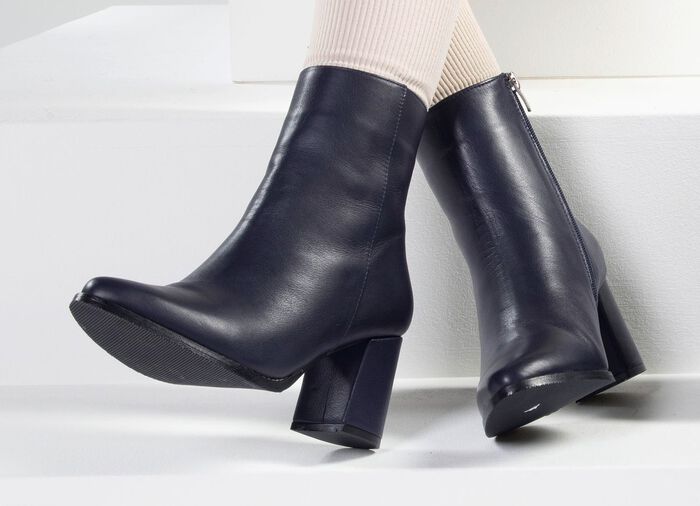 Andrea Conti Stiefelette mit seitlich eingesetztem Gummizug 