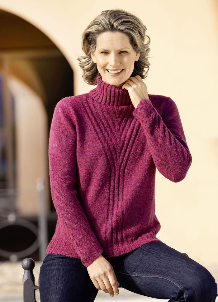 Pullover in sehr kuschliger Flauschqualität BEERE