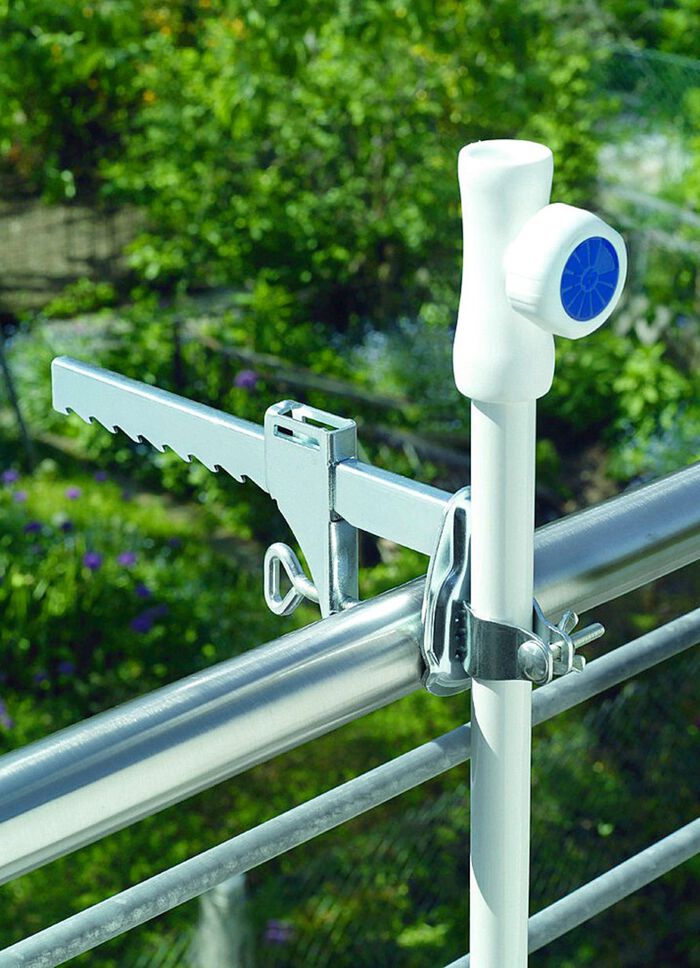 Balkonklammer aus verzinktem Stahl 