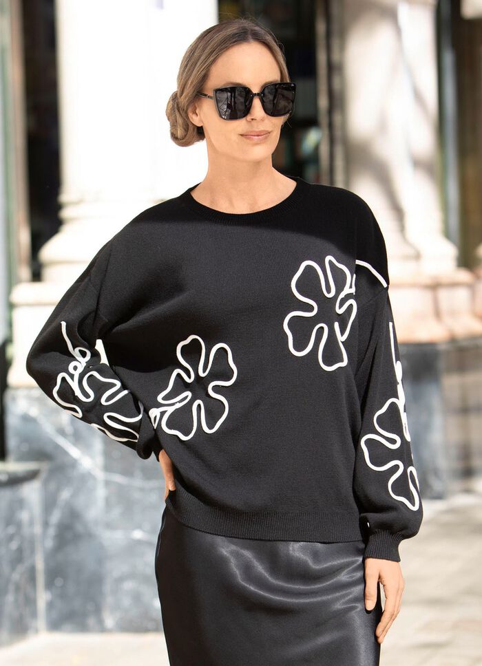 Pullover mit aufwendigen Bl&uuml;tenapplikationen 