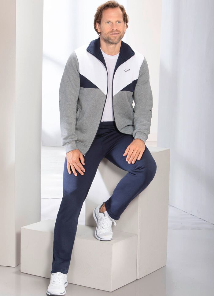 Freizeitanzug mit Seitentaschen 