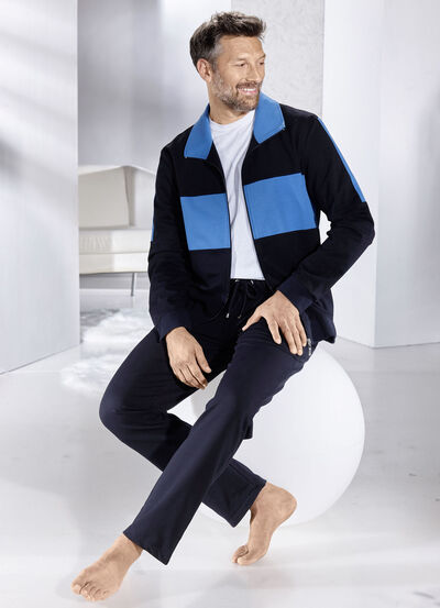 Hausanzug mit Rei&szlig;verschluss  