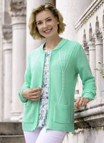 Strickjacke in Mustermix 