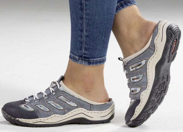 Rieker, klassische Damen-Clogs, mit Elastik-Zierschnürung JEANS-BEIGE