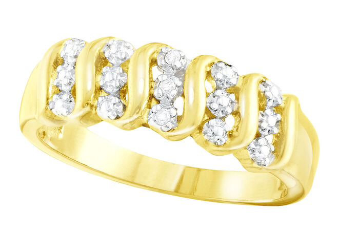 Toller Damenring mit 3 Diamanten 