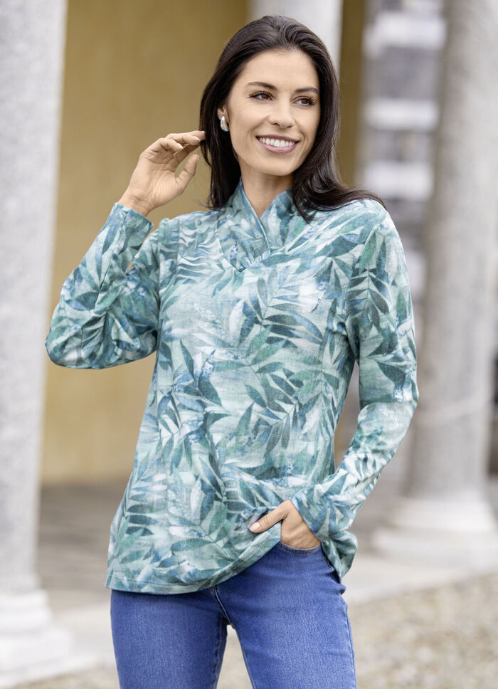 Pullover mit raffiniertem V-Kragen 