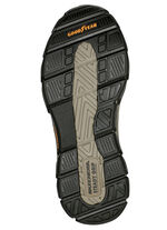 SKECHERS, bequeme Herren-Slipper, mit geformter Slip-Ins Fersenplatte DUNKELBRAUN