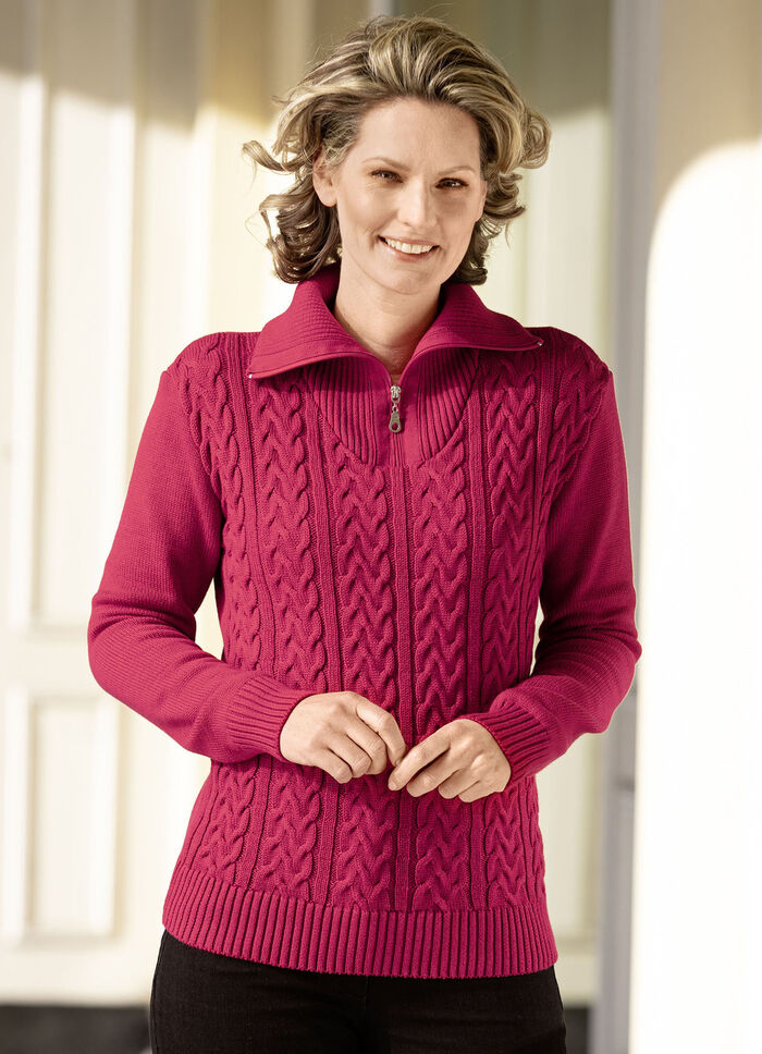 Pullover mit streckenden Strukturen 