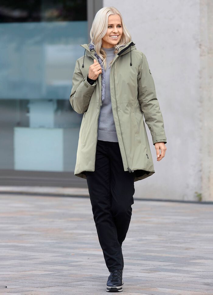 Kurzmantel mit fester Kapuze 