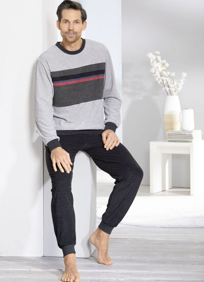 Schlafanzug aus Frottierstretch mit Bündchenabschlüssen  