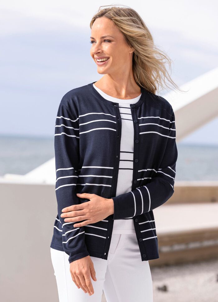 Strick-Twinset in Kontrast 