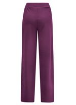 Hose in modischer Weite 