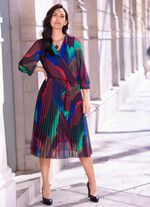 Kleid mit Bindeg&uuml;rtel 