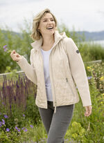 Jacke mit trendgenauem Laserstepp 