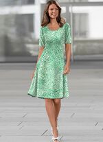 Kleid in schwingender Schlupfform 